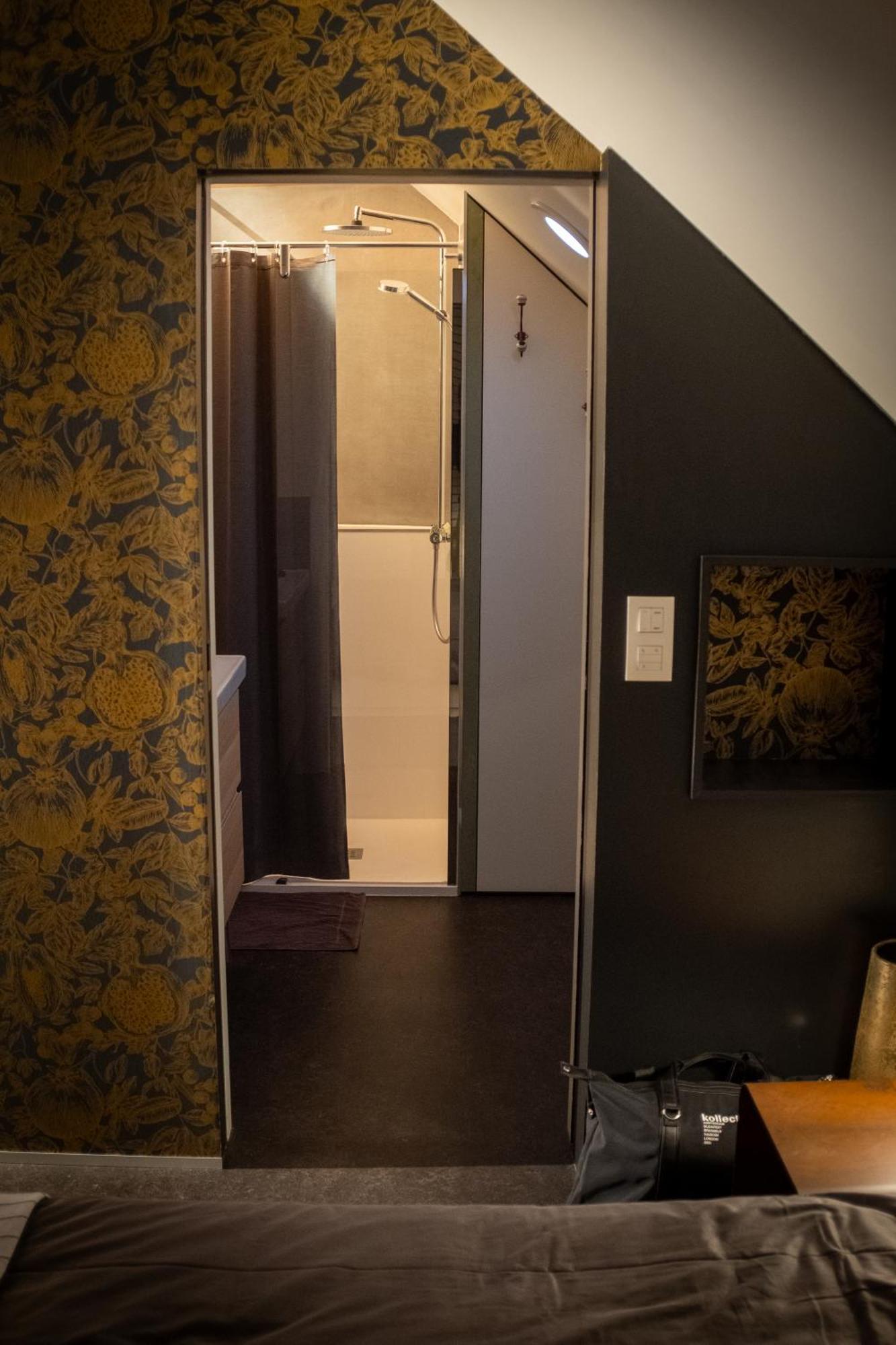 Kittel Guest With Private Bathroom Guest house *
