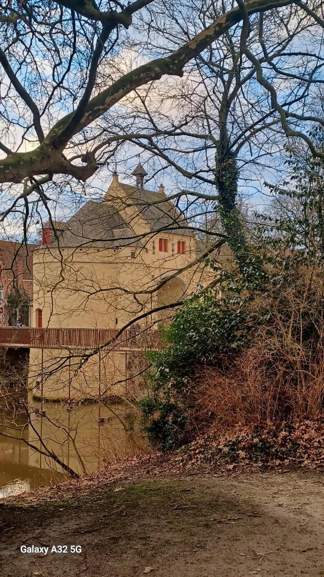 Gasthuis Chez Clochette Brugge