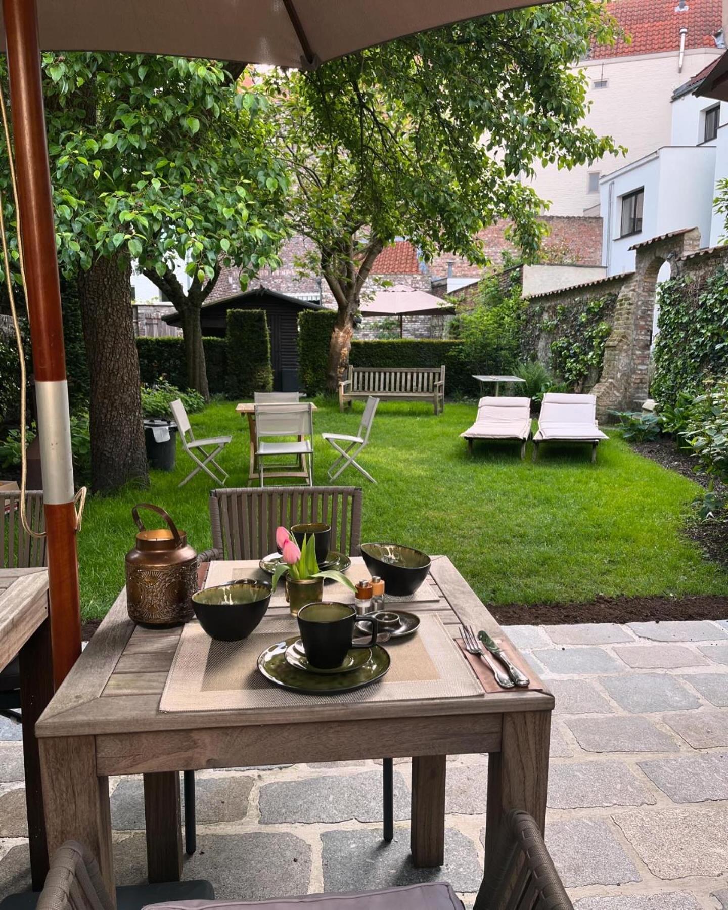 Acomodação com café da manhã  Anna9 Bruges