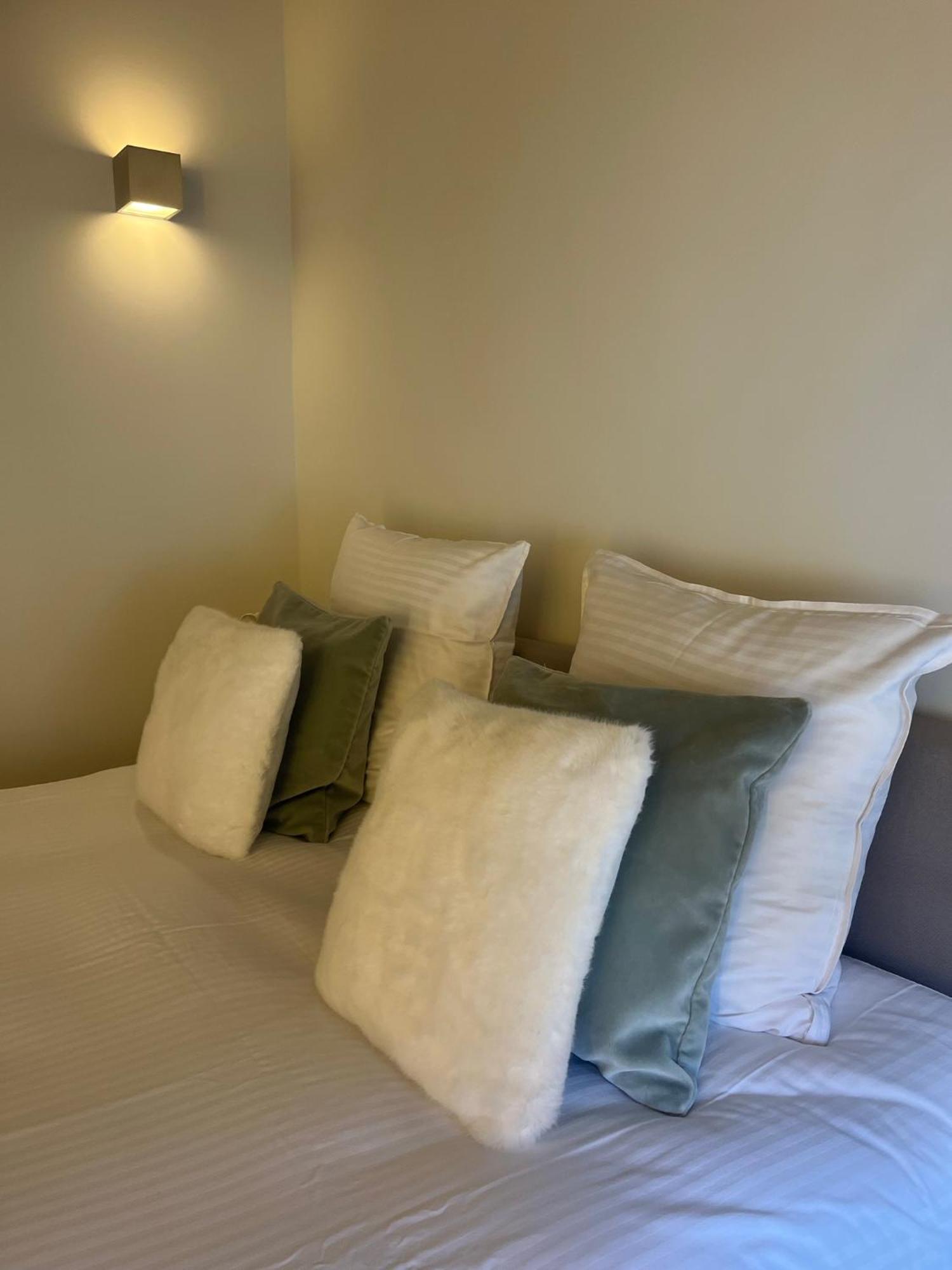 Guest house Residence9bruges 4*