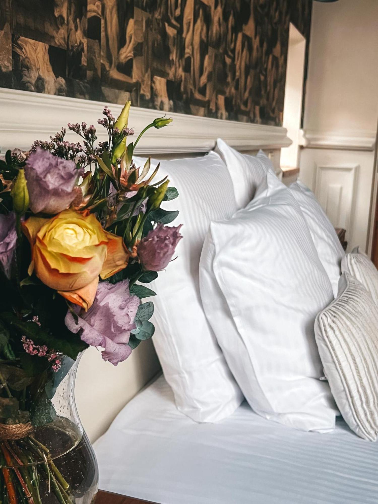 Number 11 Exclusive Guest house Bruges