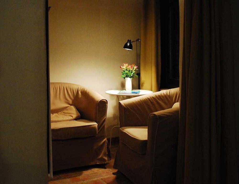 Cornerhouse Level By Romy&travis Guest house 4*