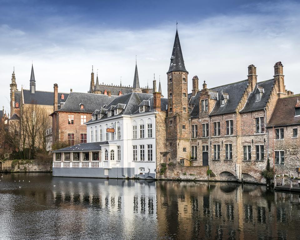 Odevaere - Charming & Luxurious With Terrace Appartement Brugge