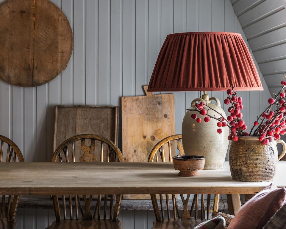 Dijver - Serene Escape In The Heart Of Historic