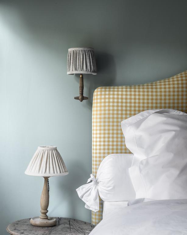 Dijver - Serene Escape In The Heart Of Historic