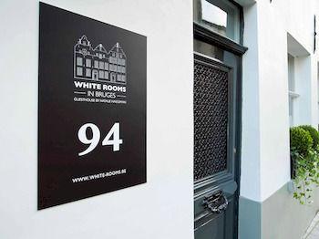 Apartment Dijver - Serene Escape In The Heart Of Historic