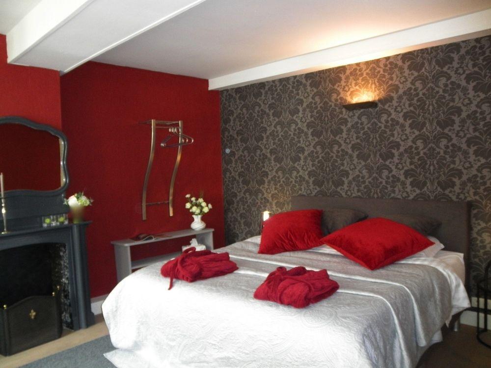 Couette-café Next Door 4*