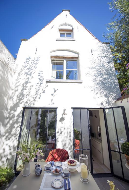 Bed & Breakfast The Herring's - Stylish Private With Breakfast In Historic Center - Adults-only Bruges