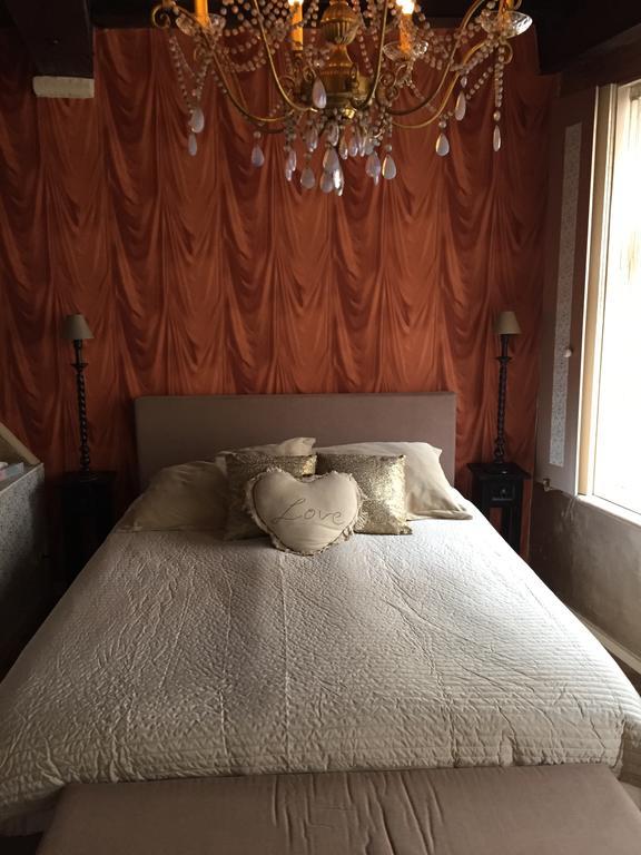 Con Ampere Bed & Breakfast 3*