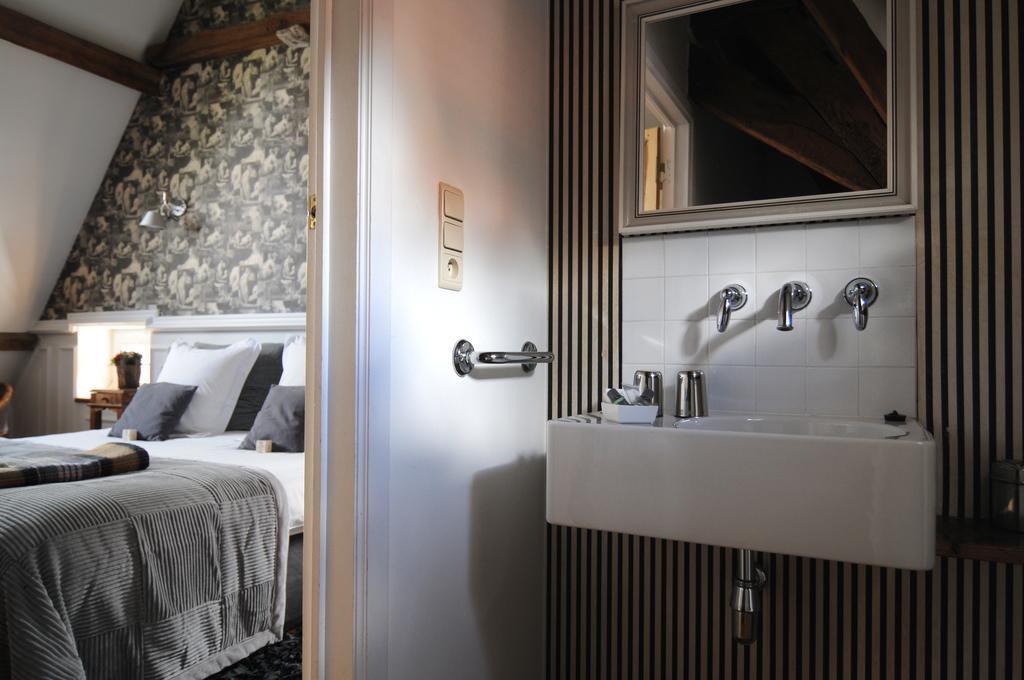 Number 11 Exclusive 4* Bruges