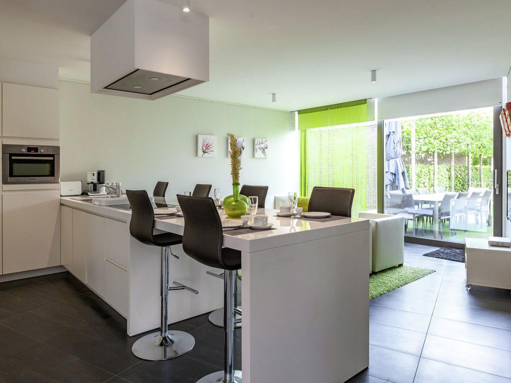 Modern Holiday Near And The North Sea Vakantiehuis