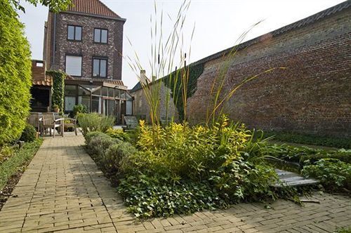 Koetshuis 3*