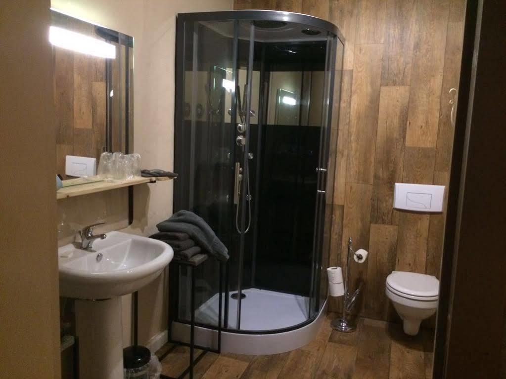 Con Ampere Bed & Breakfast 3*