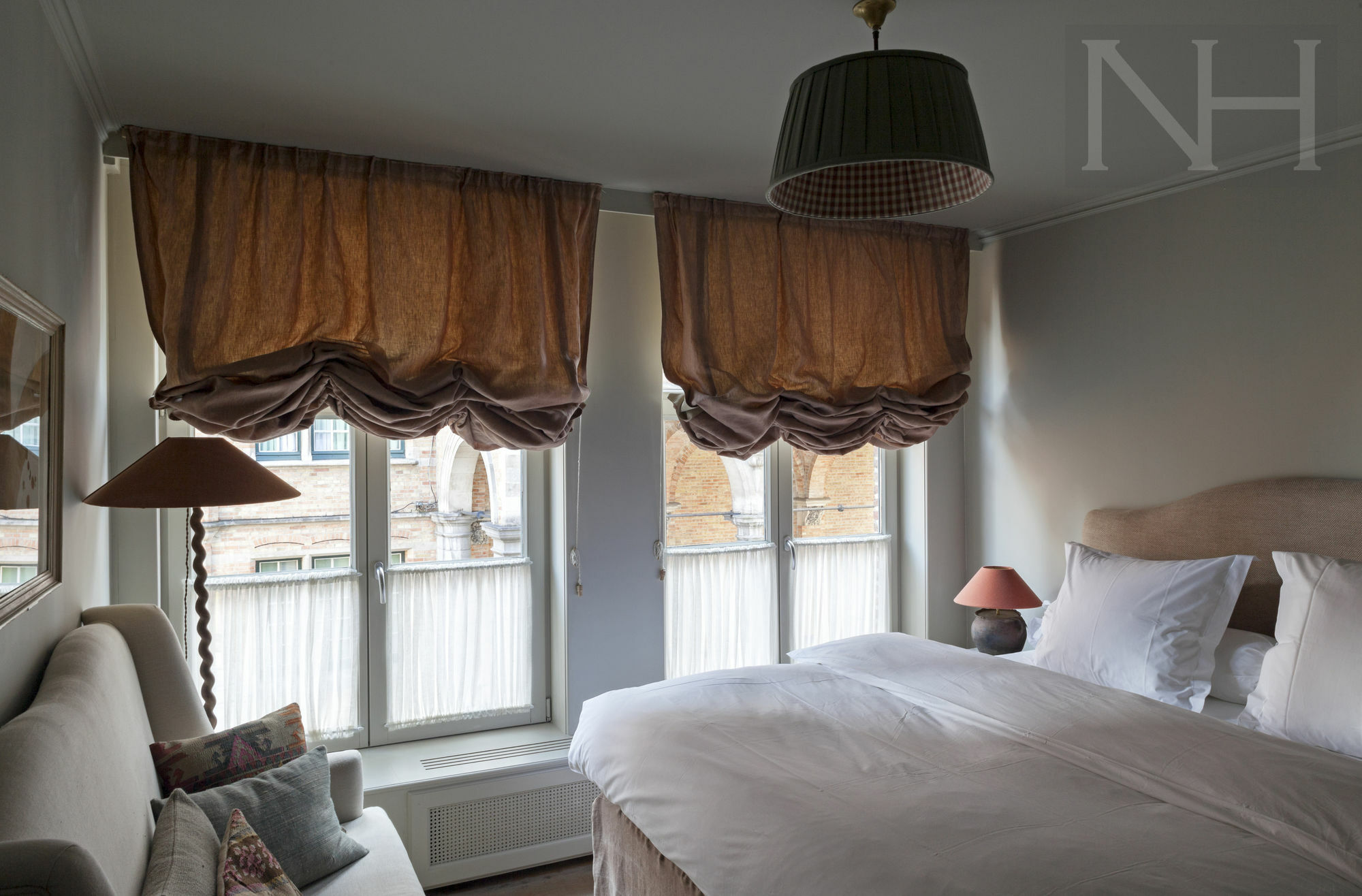 Dijver - Serene Escape In The Heart Of Historic Bruges