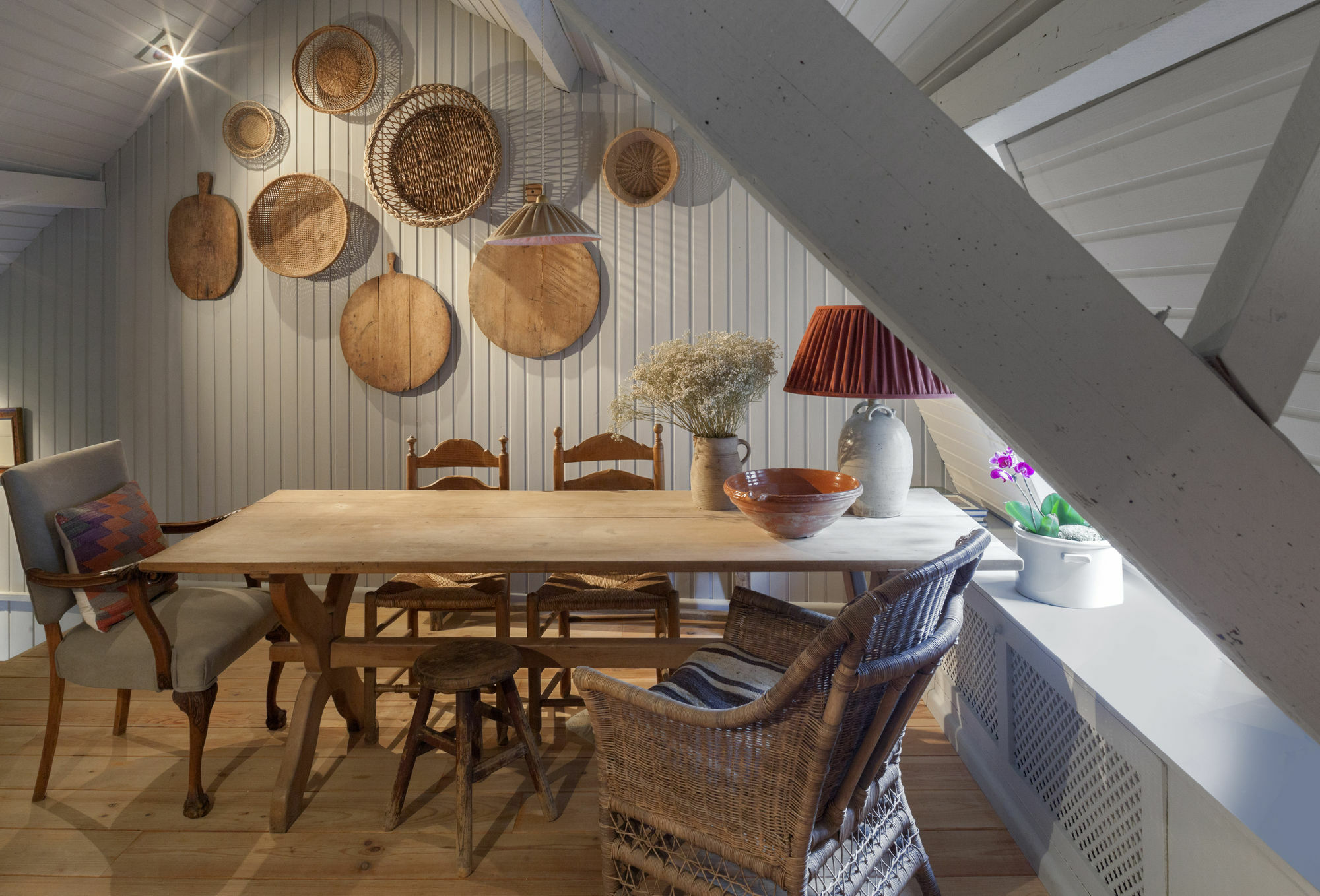 Dijver - Serene Escape In The Heart Of Historic