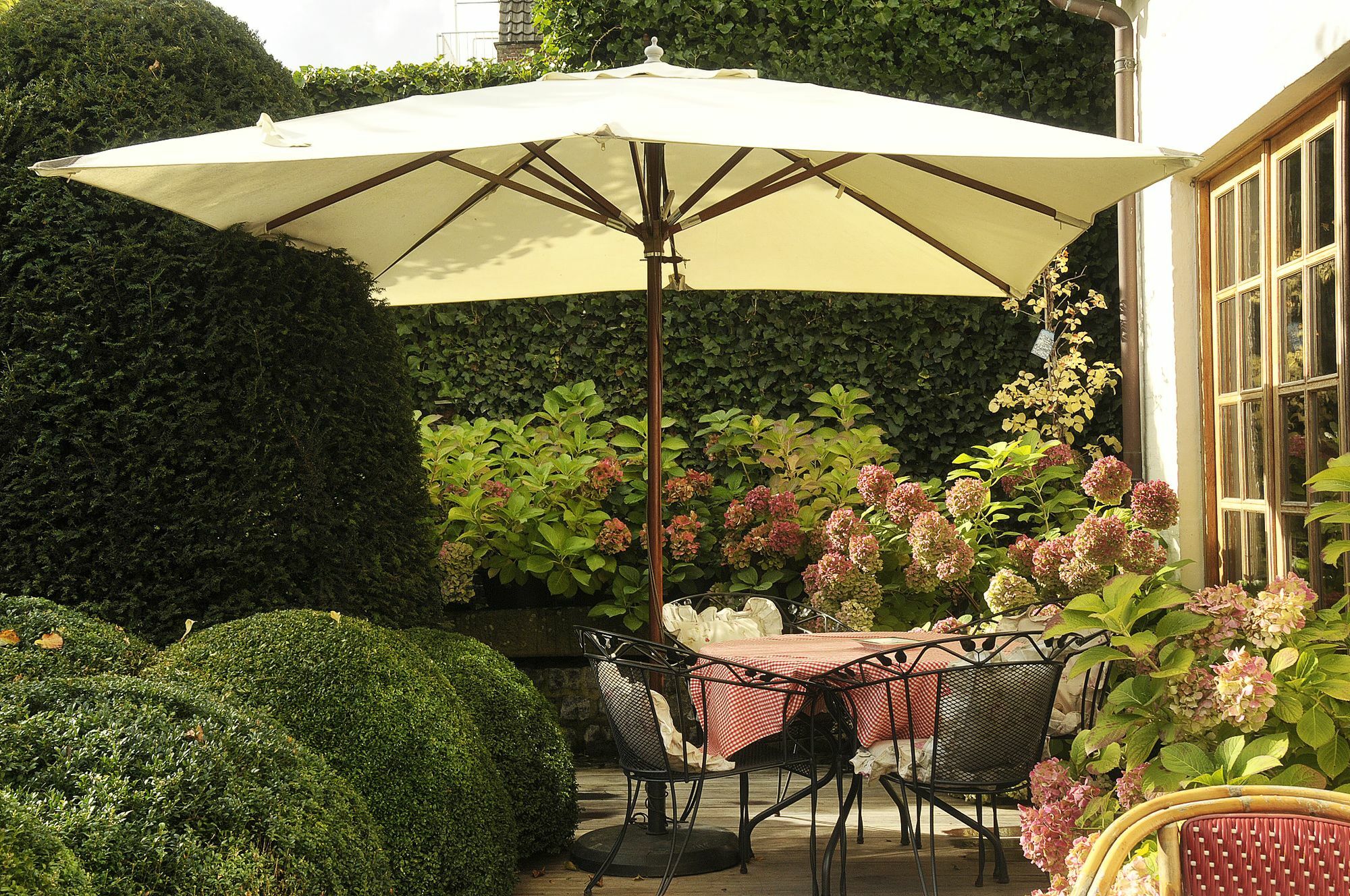 Exclusive The Secret Garden 3*