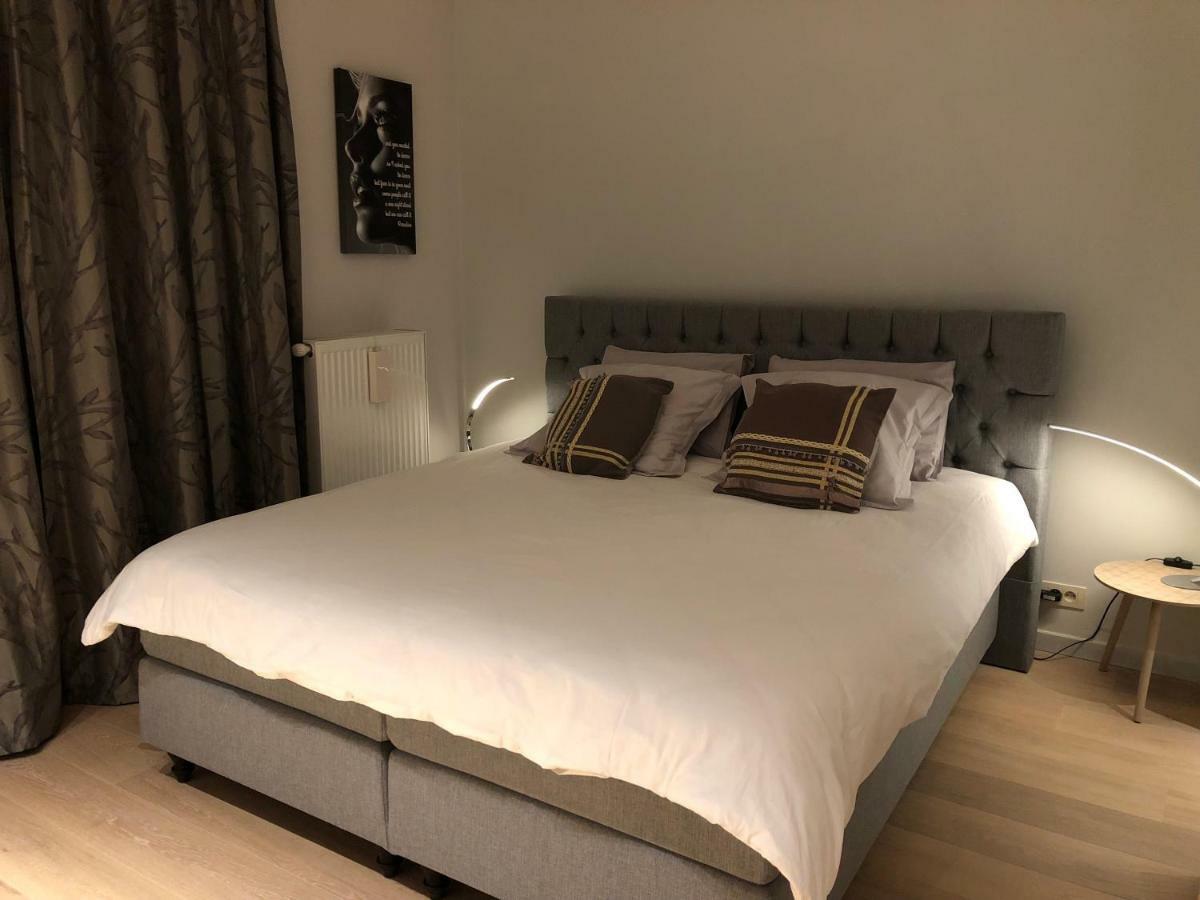 Cosy Comfort Modern Couple Privacy Walking Distance Center Kitchen Terrace Garden Brügge