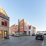 Duplex In Hartje Brugge Met Ruim Zonneterras 2P