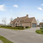 Huswell - Family House With A Beautiful View In Damme