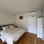 Cozy Guestroom Near City Center