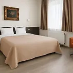Hotel Monaco