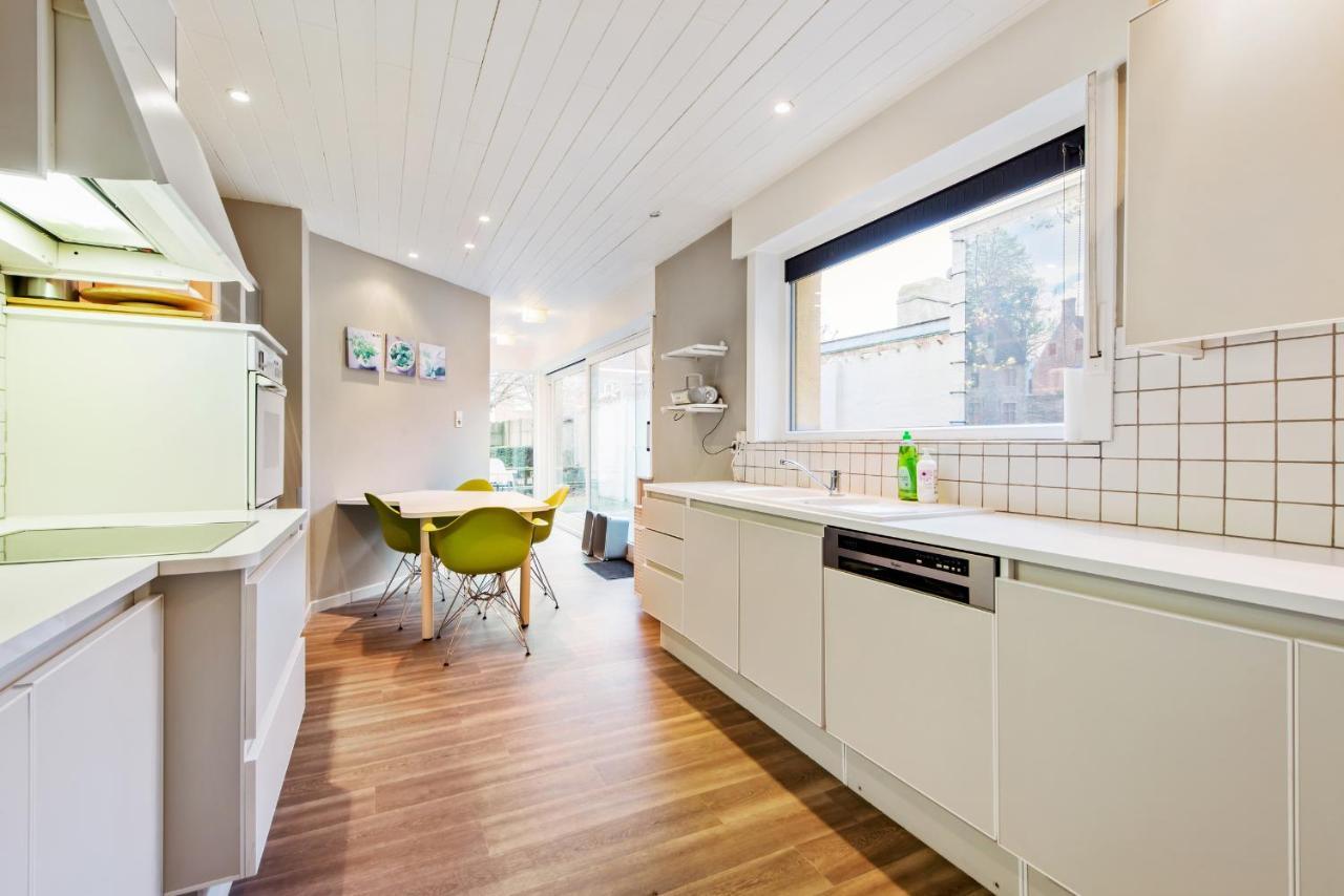 Queen Astrid Apartment
