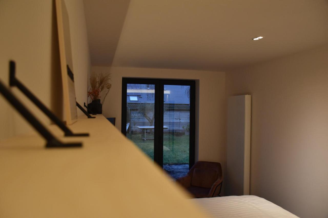 Acomodação com café da manhã  Poutrelle Guestrooms *