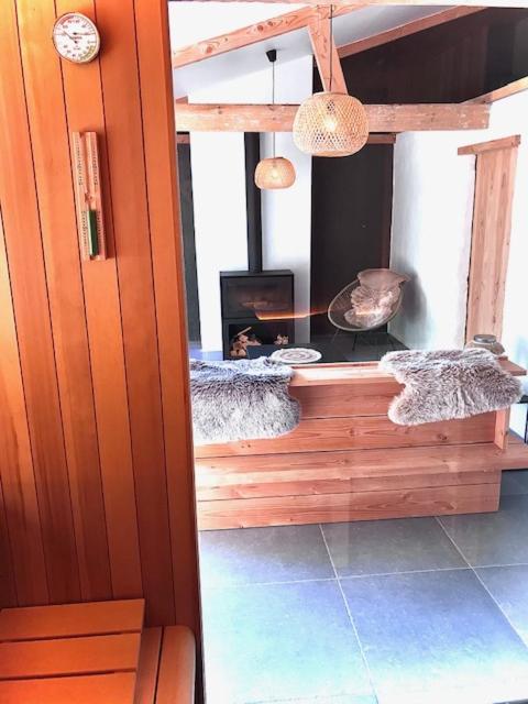 Casa de férias Vakantiewoning Margaux -free Parking - Sauna *