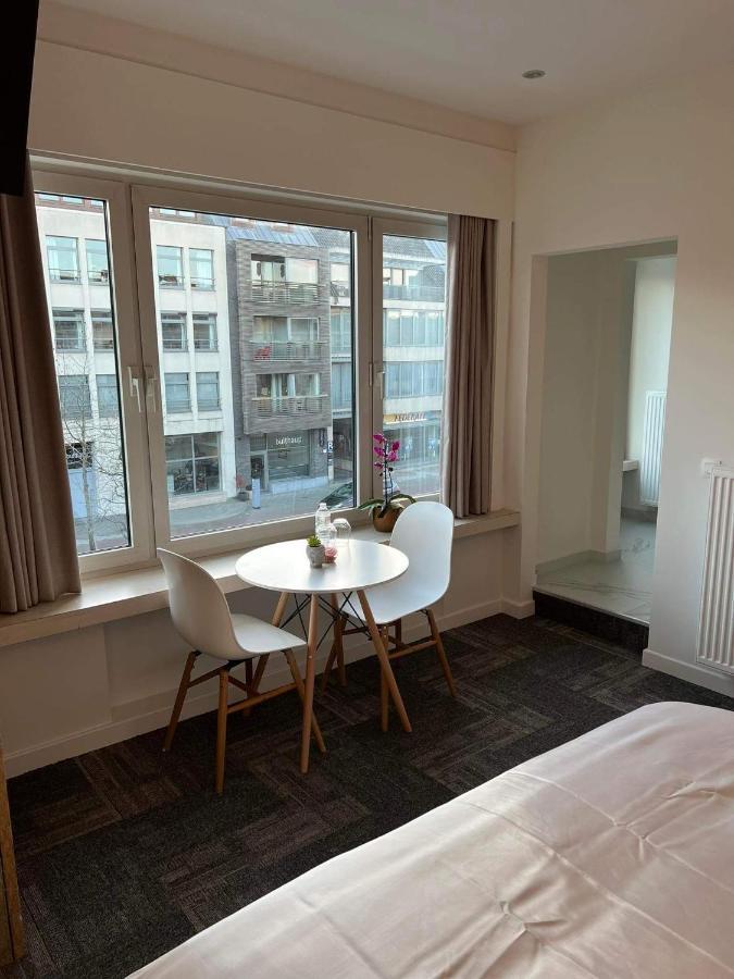 Nieuwe In Centrum Met Badkamer ! Bruges