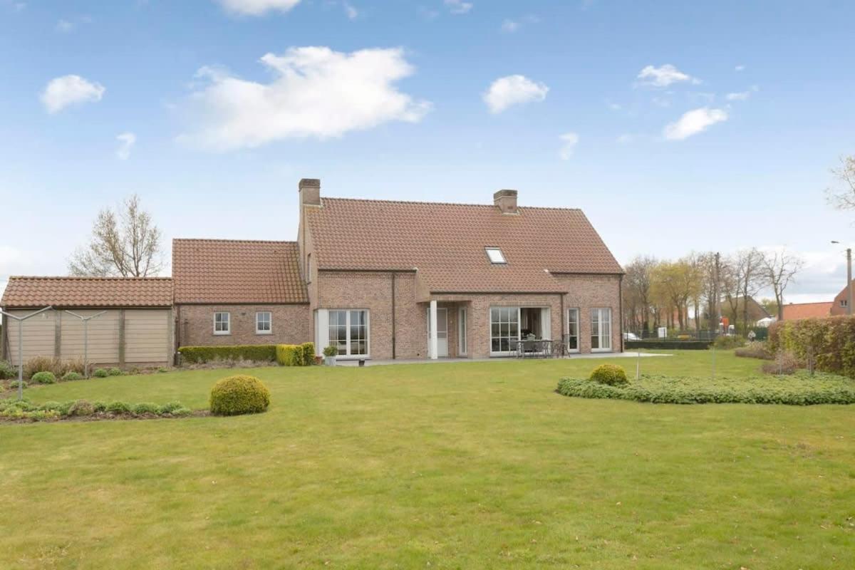 Huswell - Family House With A Beautiful View In Damme Villa
