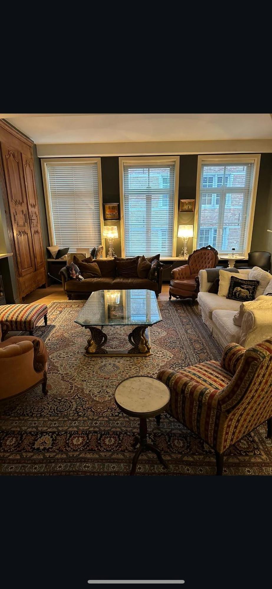 Luxury 2 Bedrooms 2 Bathrooms 3 Beds *