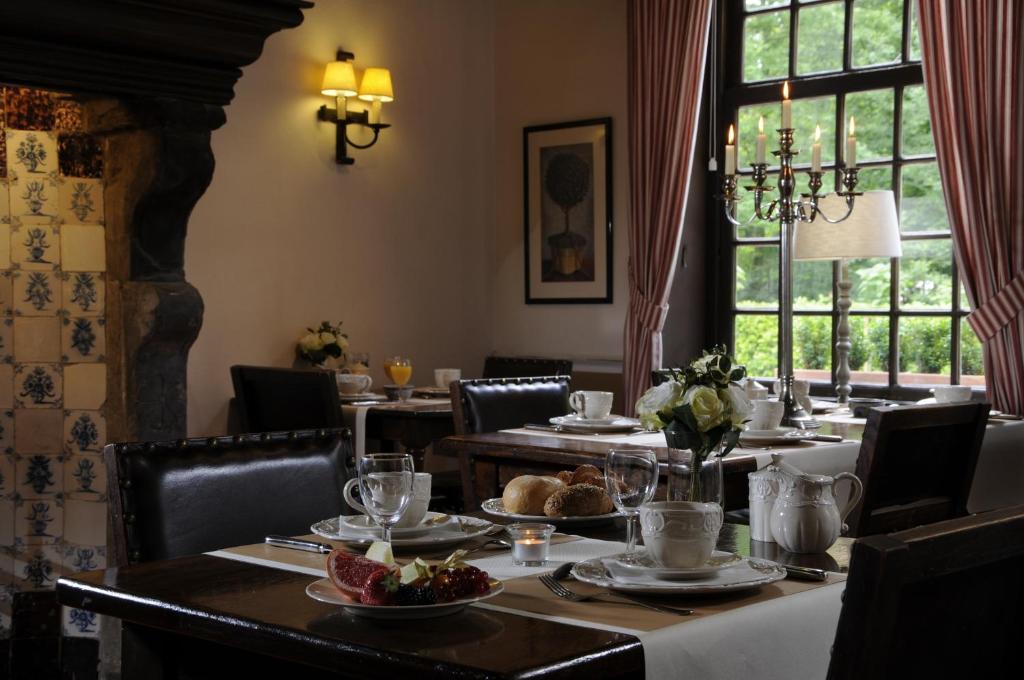 Egmond Hotel 3*