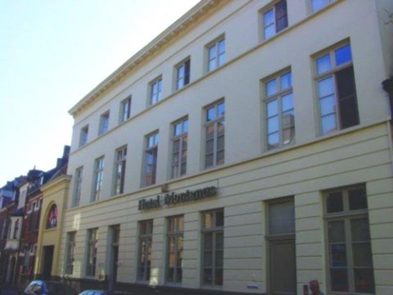 Hotel Montanus