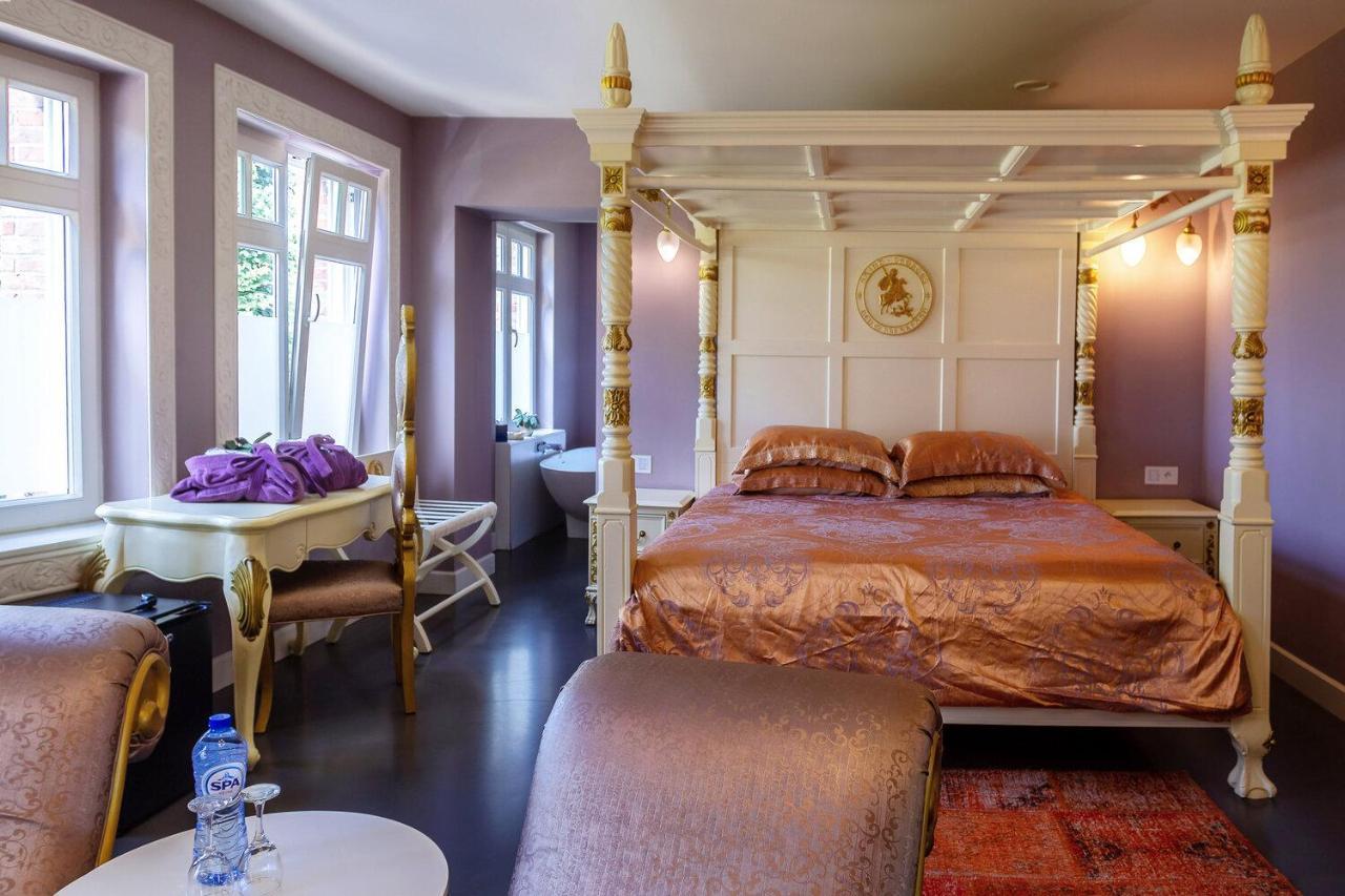 Saint Georges Luxury Couette-café *
