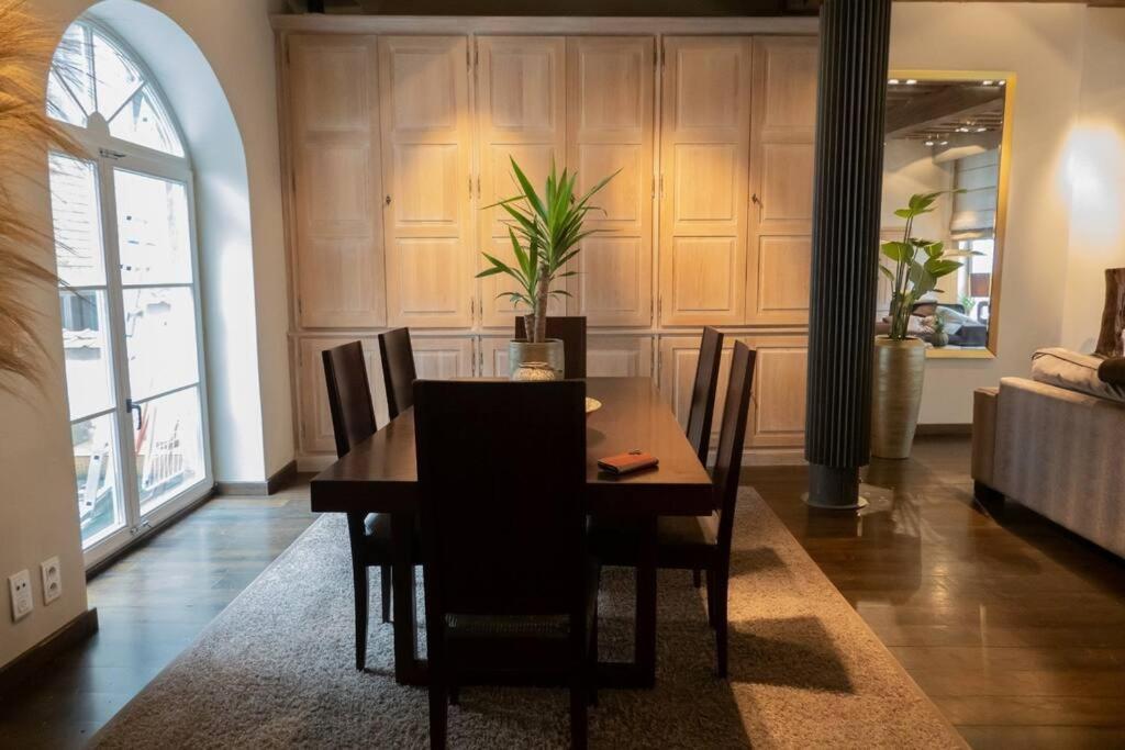 Prahabel Apartment Bruges