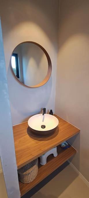 Modern Spatious House Near