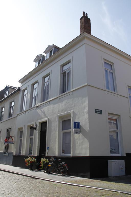 Couette-café Le Flaneur 3*